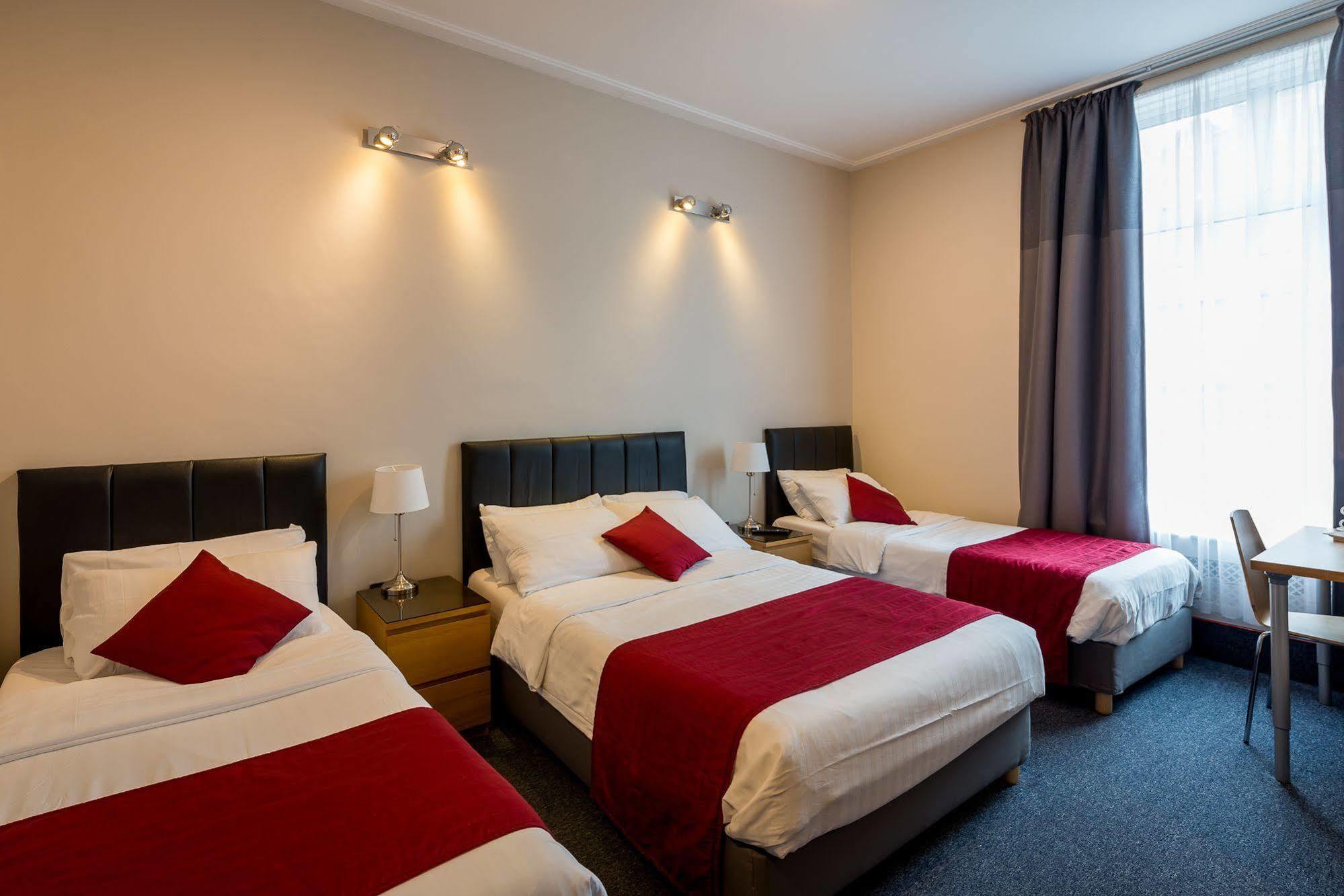 Adria Hotel Londres