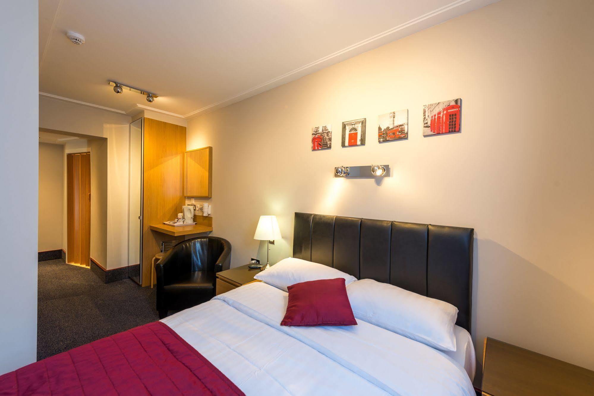 Adria Hotel Londres
